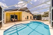 Beautiful Established Villa Gleneagles Drive