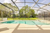 Stylish and newly renovated 6 bedroom home. 5 star