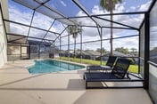 3 bedroom South facing home sleeps 8