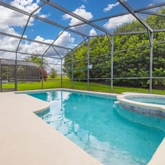 Peaceful yet perfect location, private pool home