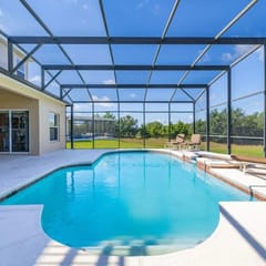 Sunset Retreat at Highgate Park | Pool & Games