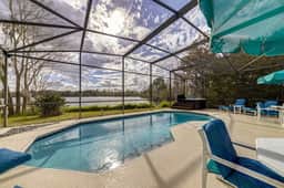 Beautiful Lake View Pool House Brand new Hot Tub - Image 2