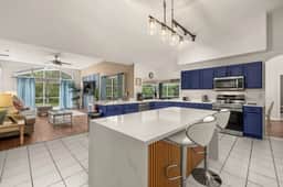 Modern Retreat, South Facing Pool & Game Room - Image 3