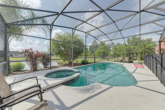 5 Bedroom private pool home in Veranda Palms - Image 1