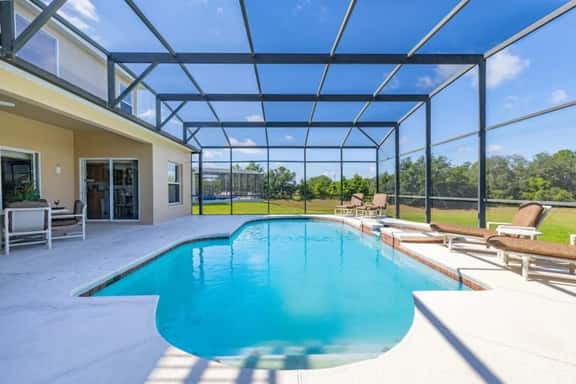 Sunset Retreat at Highgate Park | Pool & Games - Image 1