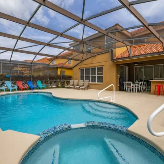 House of suites 6 b/room huge pool deck, game room - Image 1