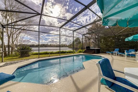 Beautiful Lake View Pool House Brand new Hot Tub - Image 2