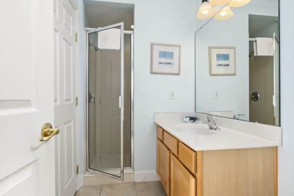 5 bedroom home watersong resort - Image 4