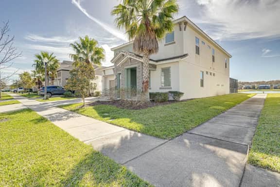 6 Bed villa close to disney - Image 5