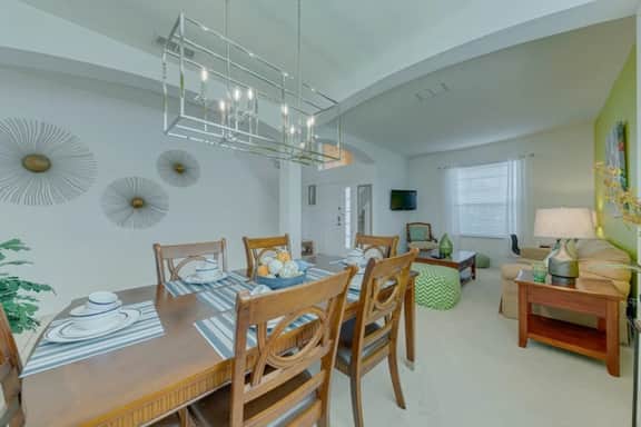 5 Bedroom private pool home in Veranda Palms
