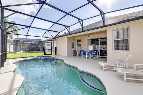 Bright and spacious private pool home near Disney