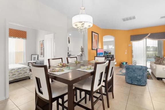 South Facing 6 bedroom private pool home